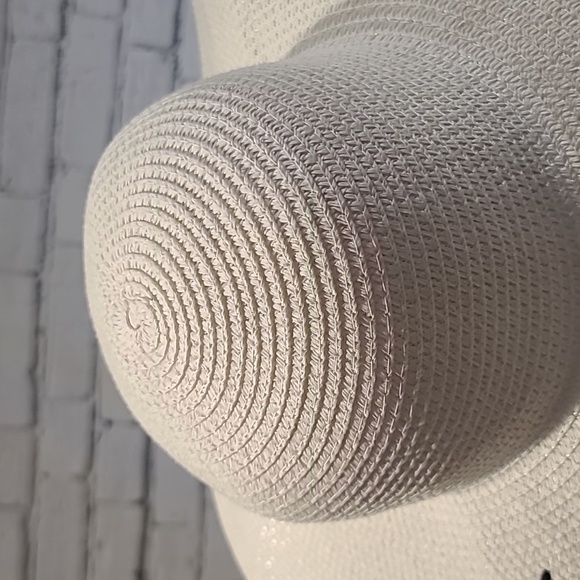Magid Hats Packable Sun Hat UPF 50+ White Floppy Straw Hat with \